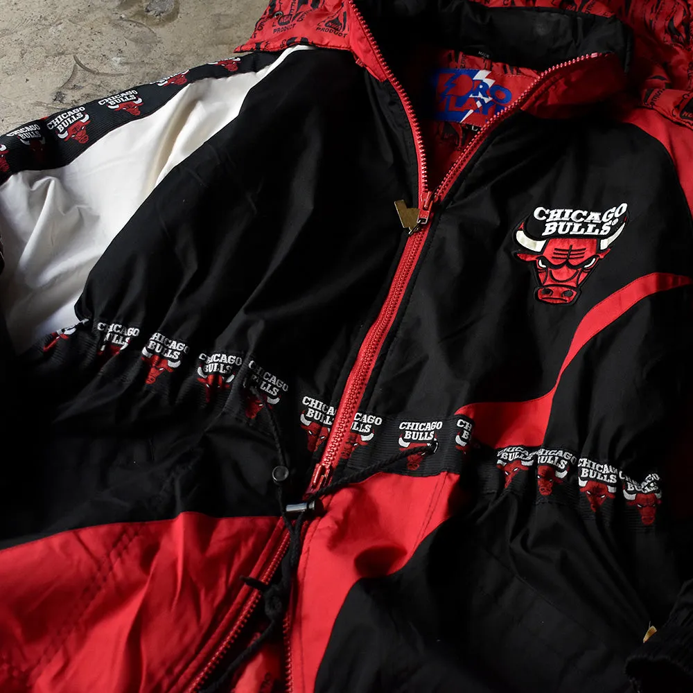 90’s PRO PLAYER NBA “Chicago Bulls” ロゴテープ！ フード付き フルジップジャケット 231229H