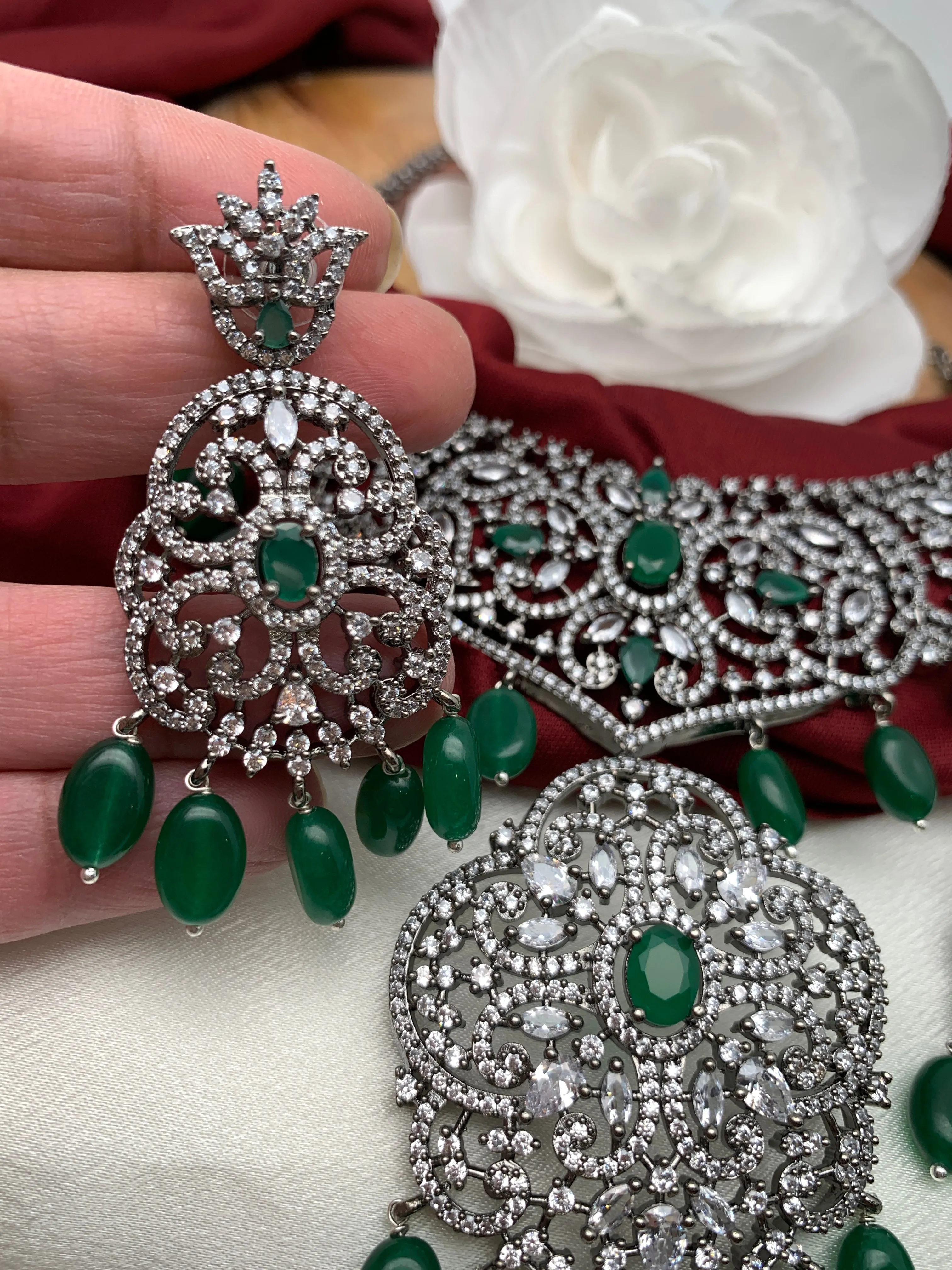 AD Green Stone Green Beads Victorian Finish Stiff Neckline Neckalce