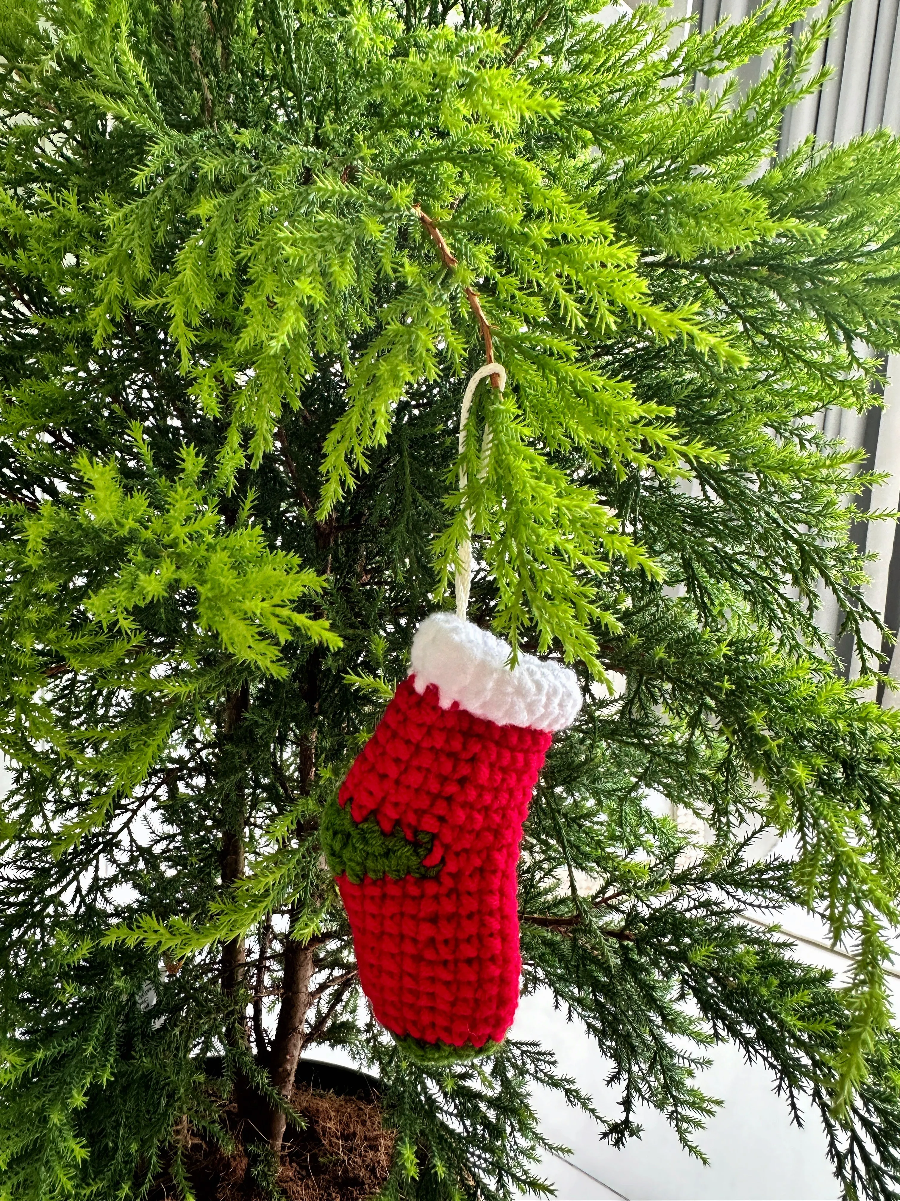 Christmas Crochet Embroidered Ornaments, Festive Keychain