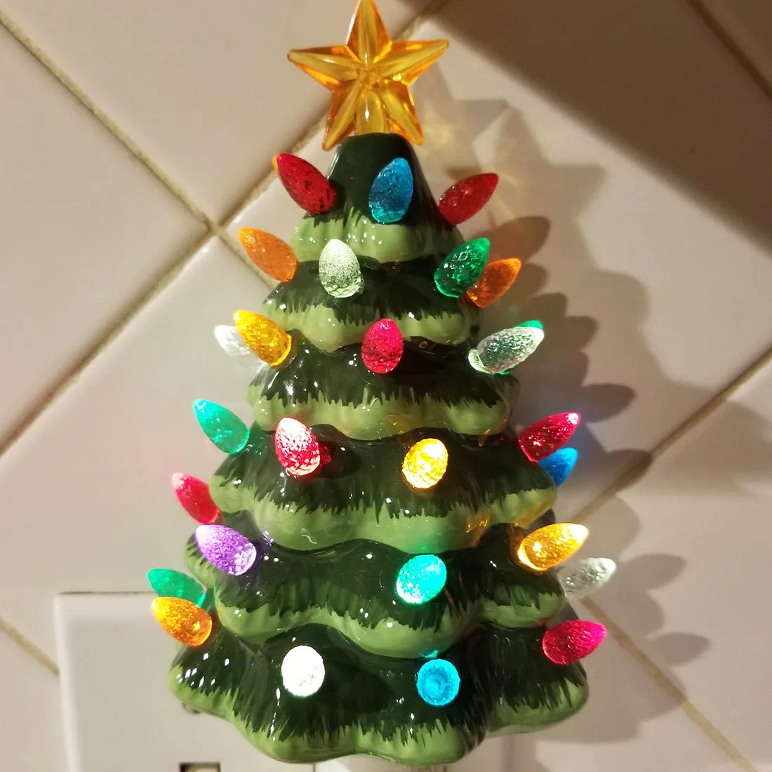 Christmas Tree Night Light - Green