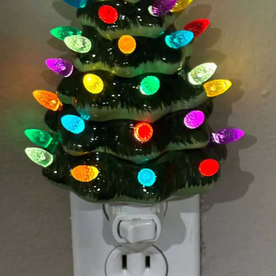Christmas Tree Night Light - Green