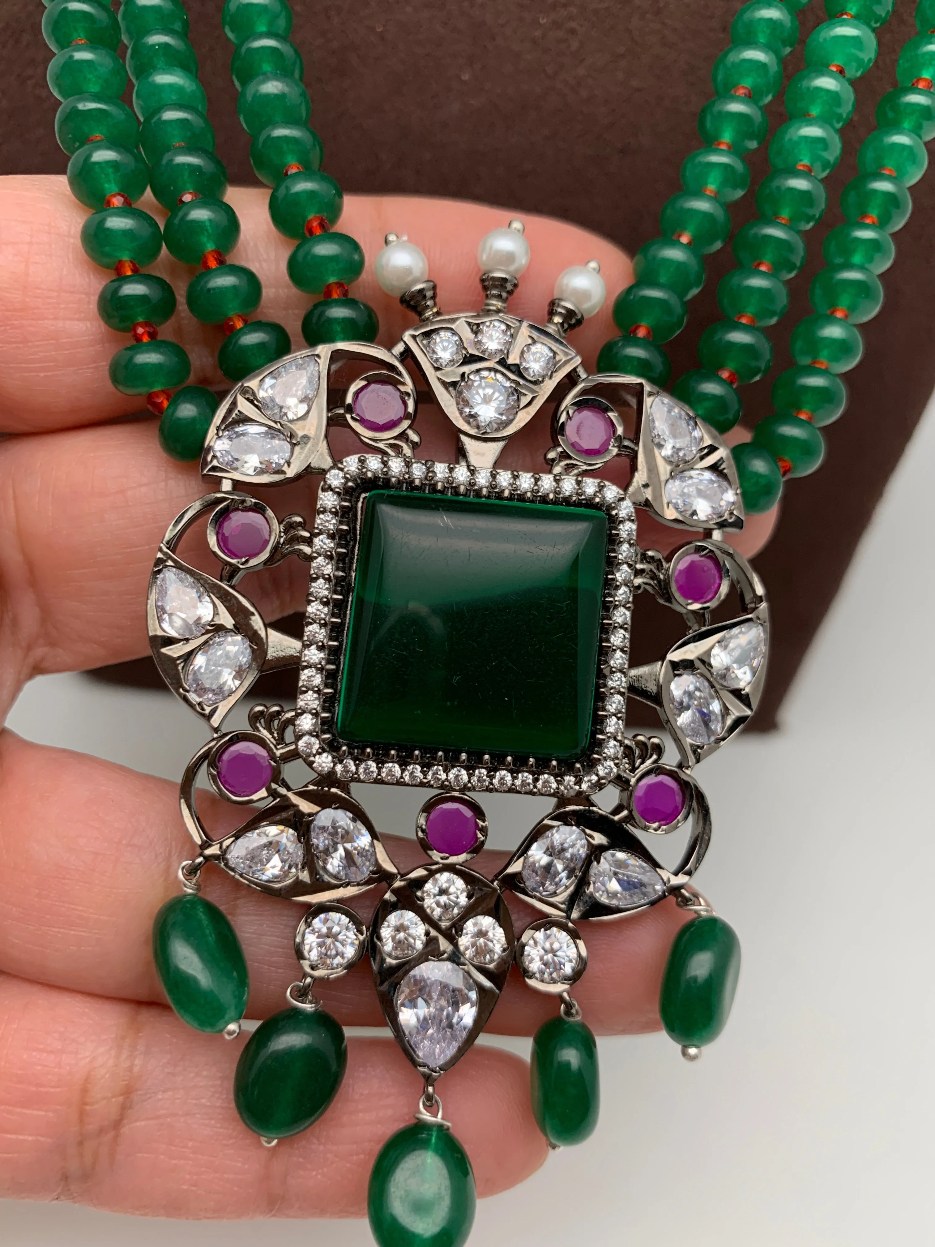 Green Pink Stone AD Victorian Polish Pendent and Green Beads Necklace