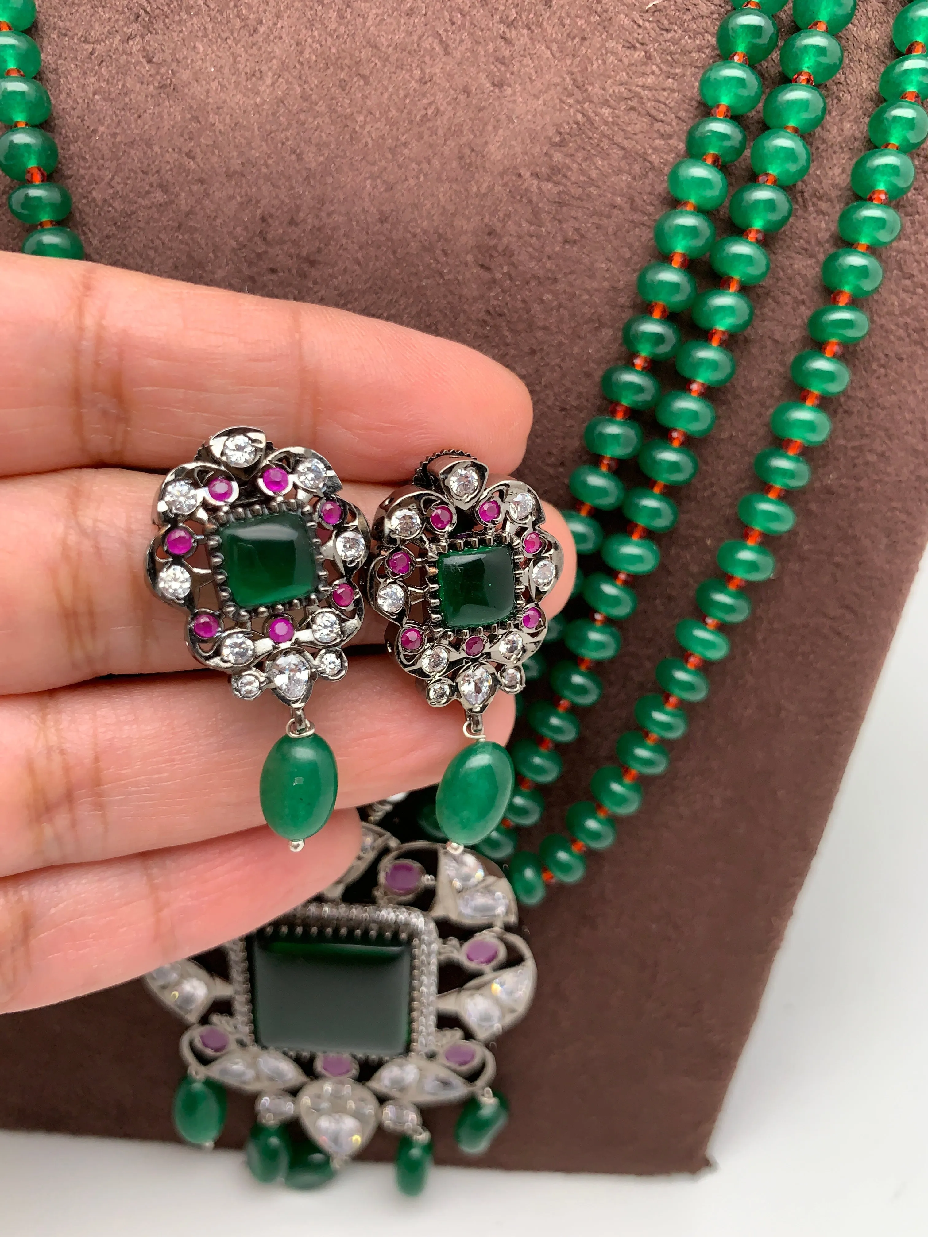 Green Pink Stone AD Victorian Polish Pendent and Green Beads Necklace