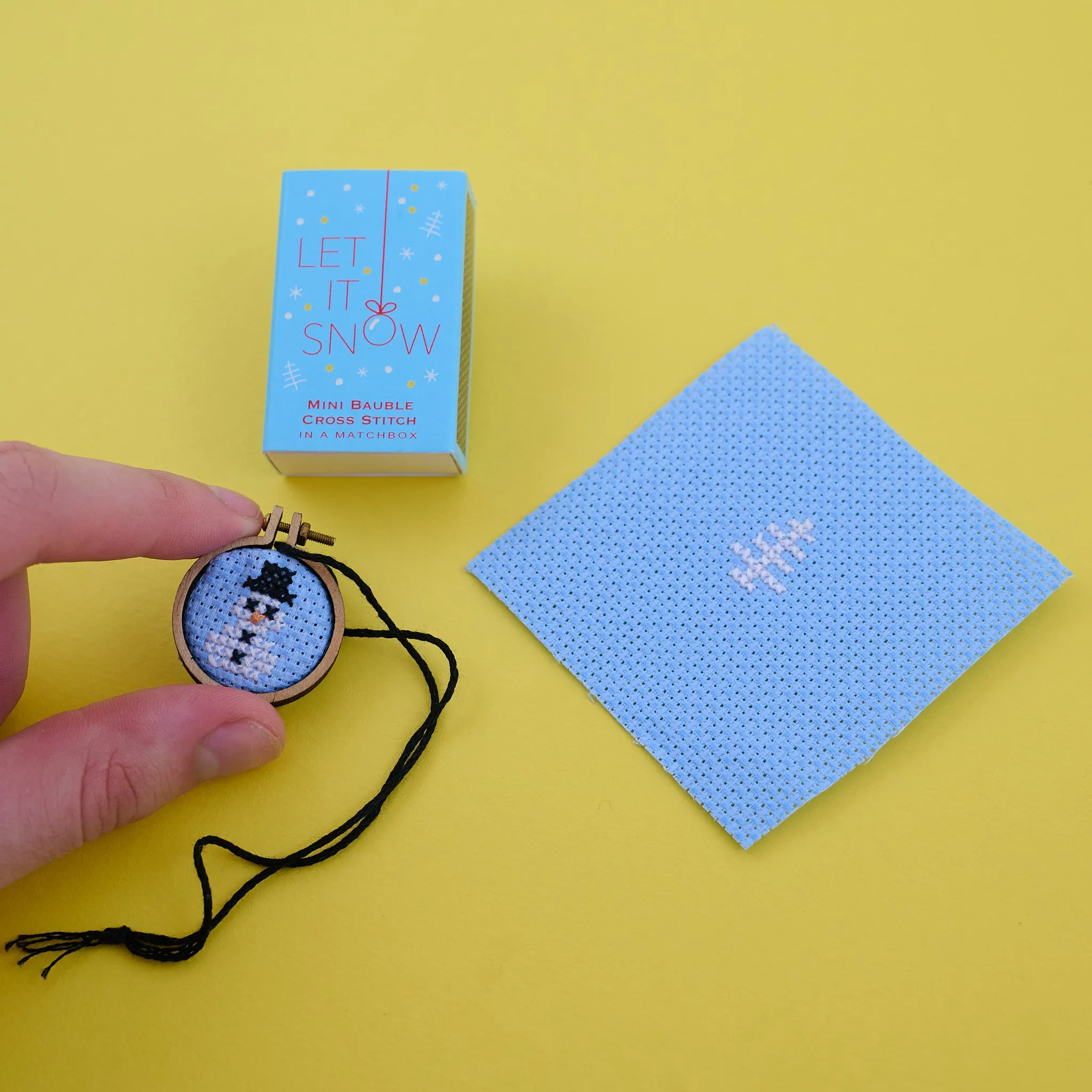 Make Your Own Christmas Bauble Let It Snow Cross Stitch Kit