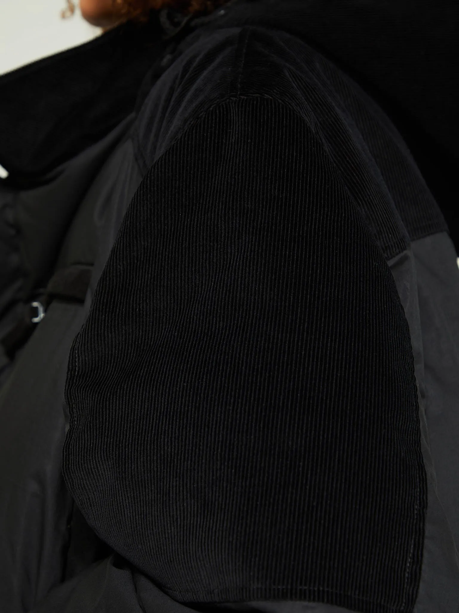Re:Down Puffer Jacket in Black
