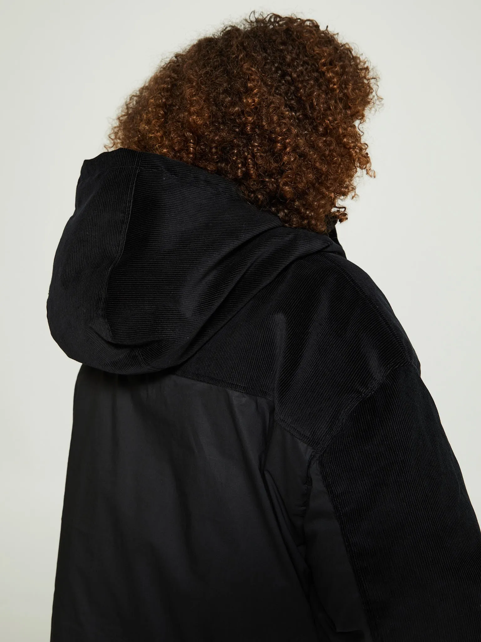 Re:Down Puffer Jacket in Black