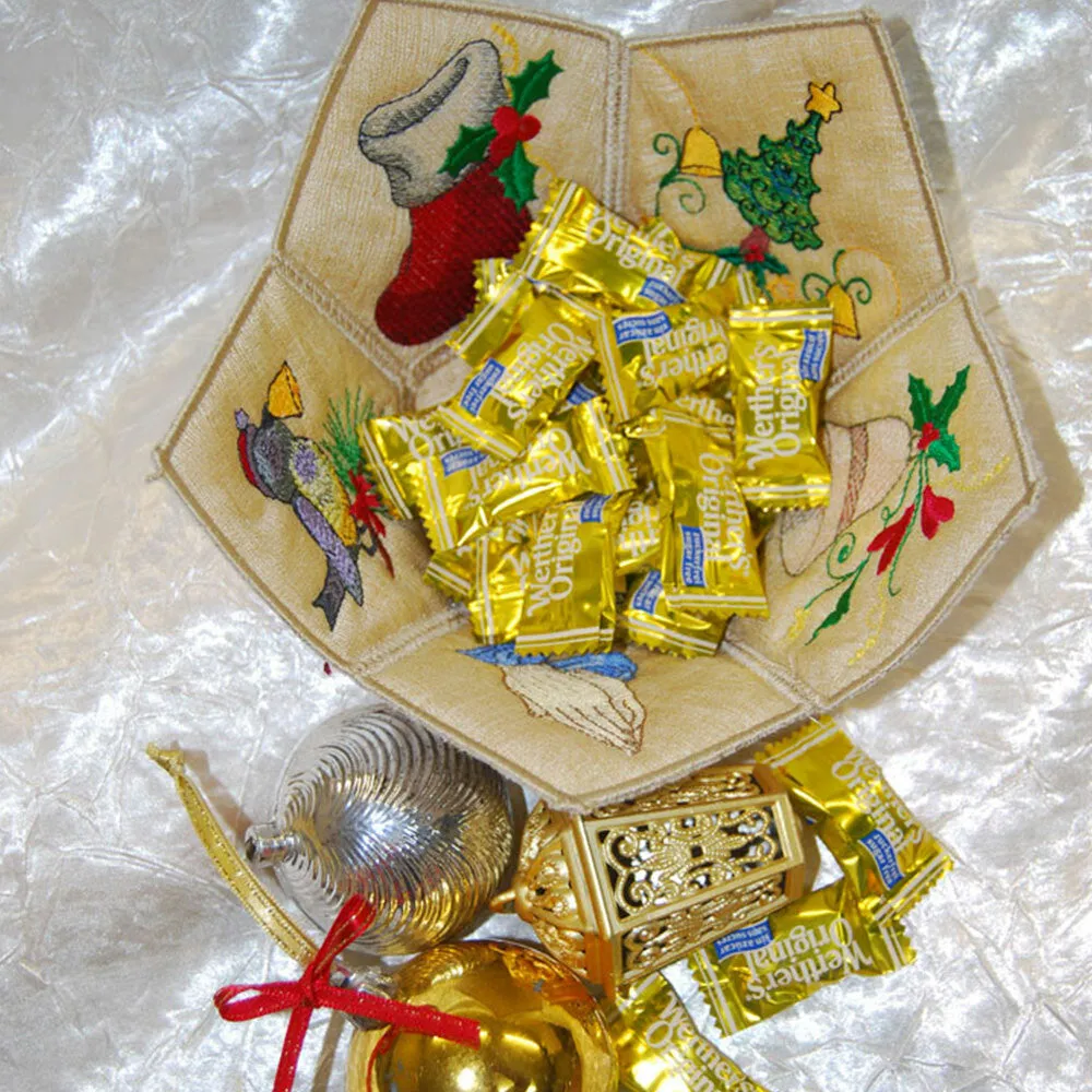 SD0900 Applique Ornaments