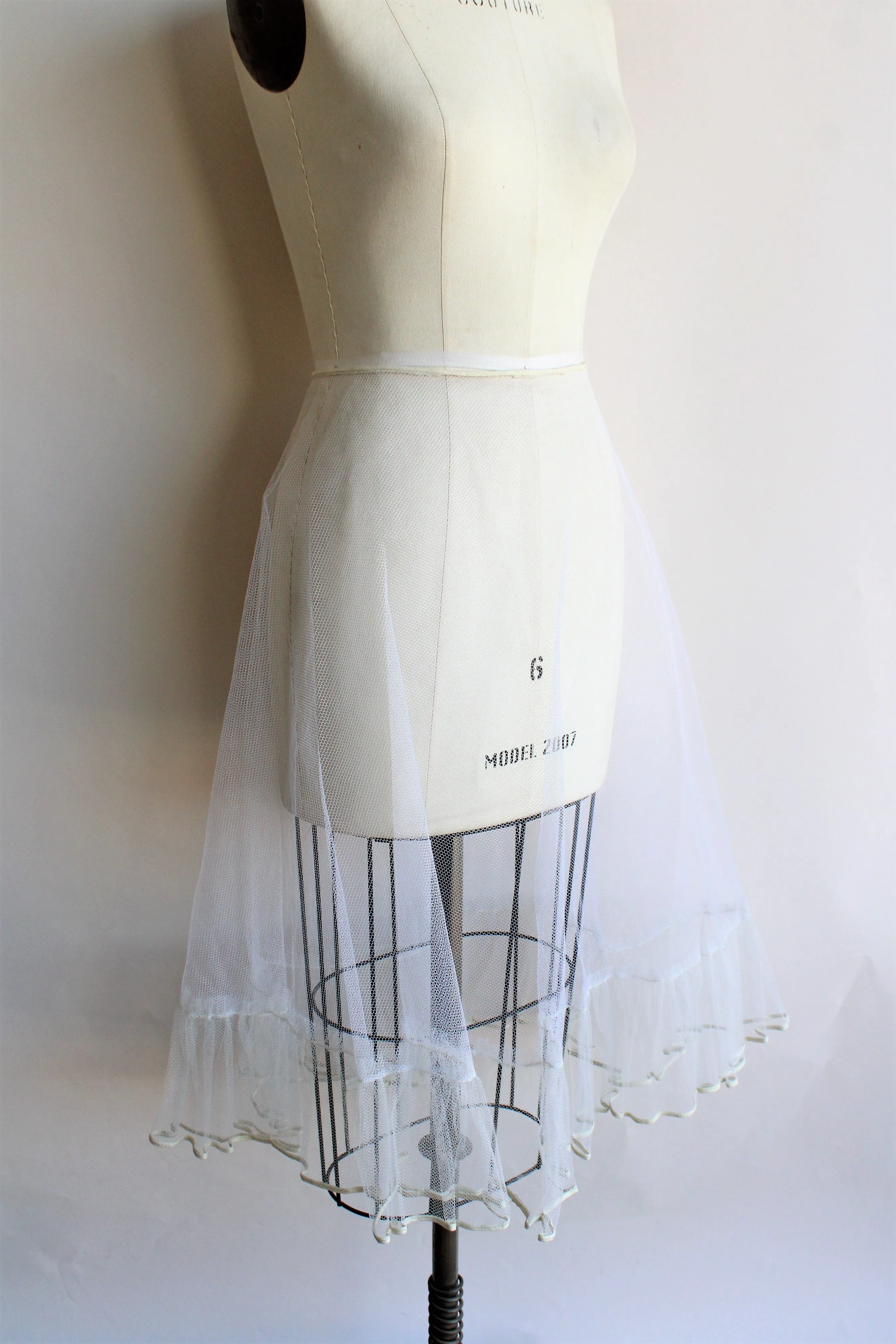 Vintage 1950s 1960s White Tulle Crinoline