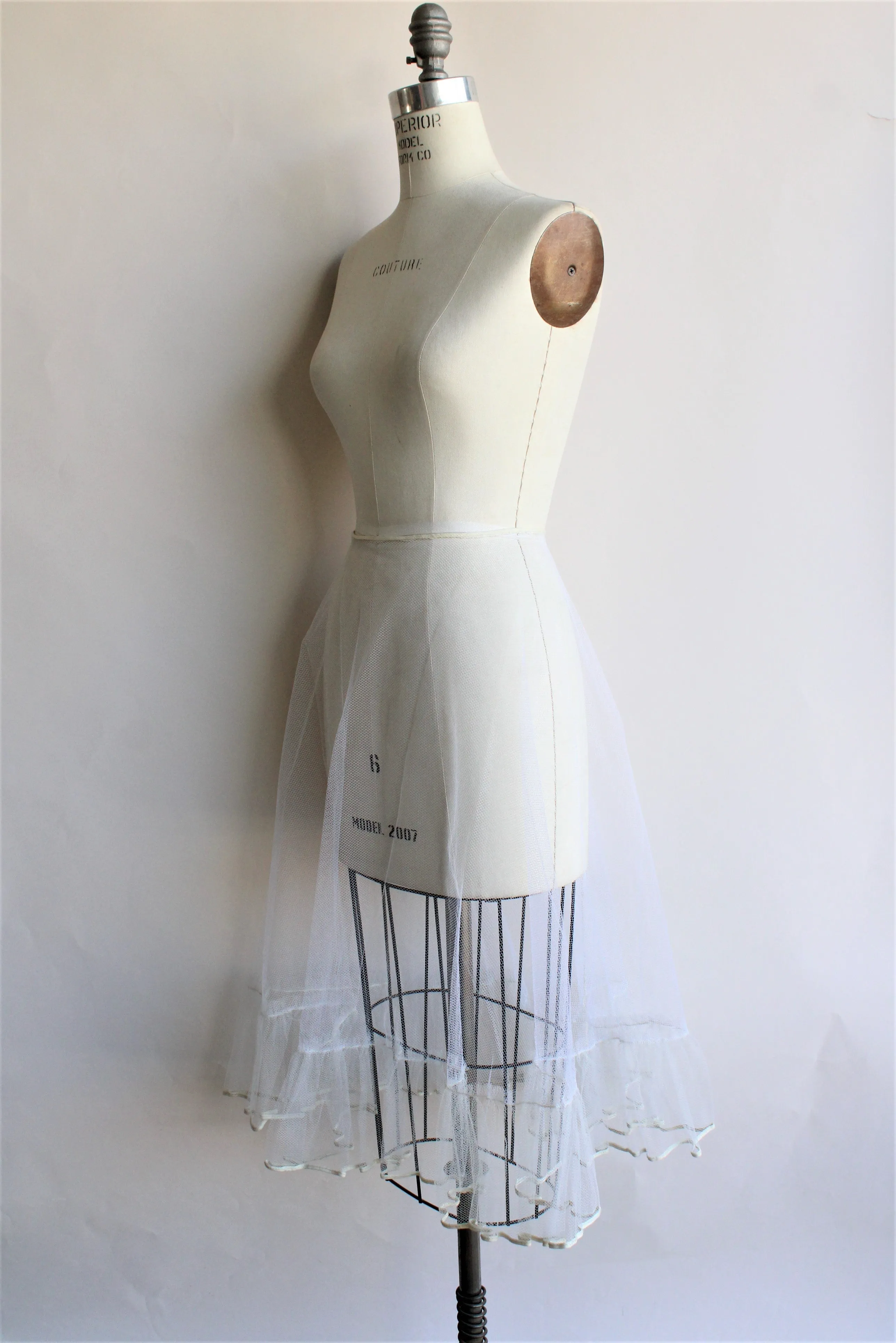 Vintage 1950s 1960s White Tulle Crinoline