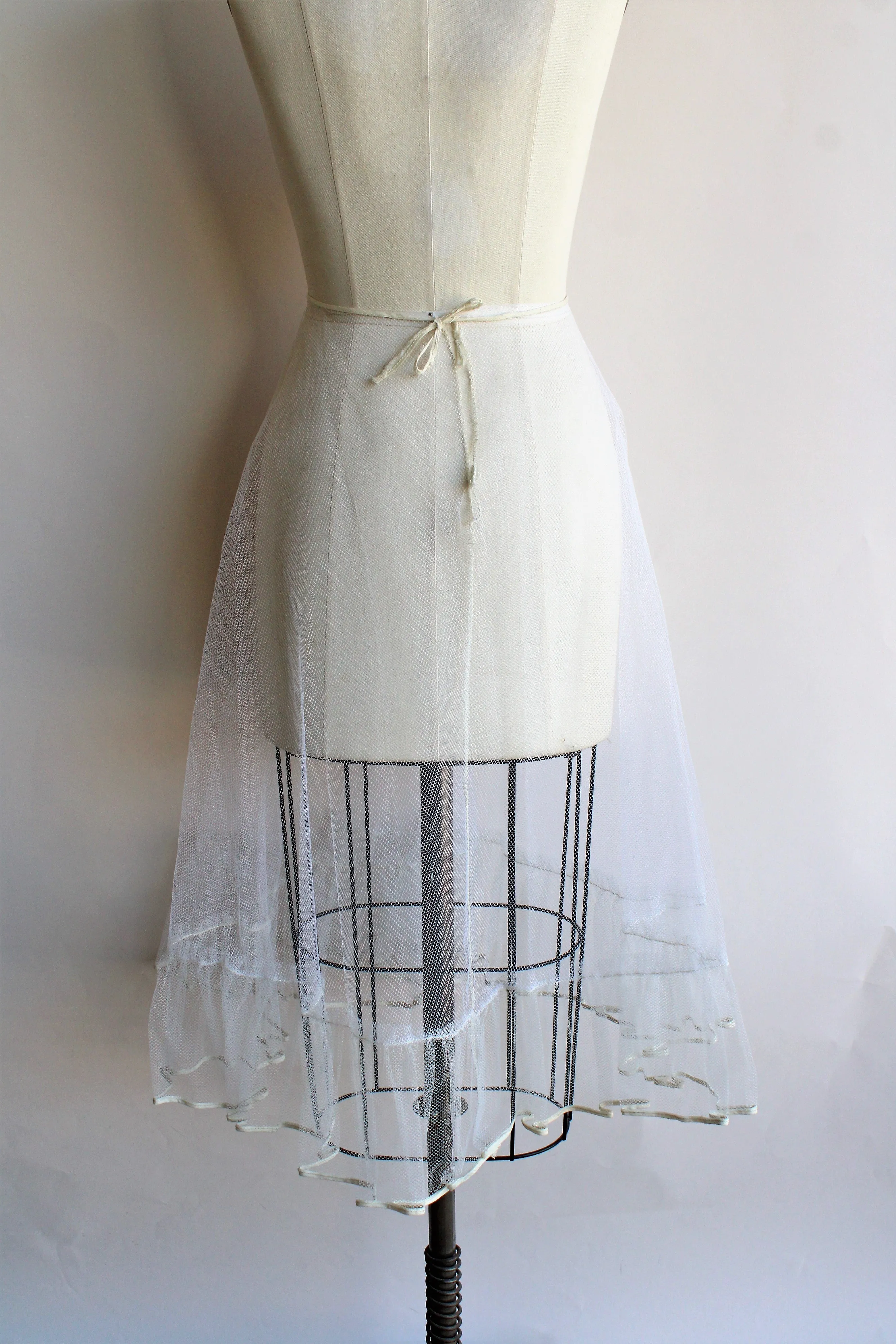 Vintage 1950s 1960s White Tulle Crinoline