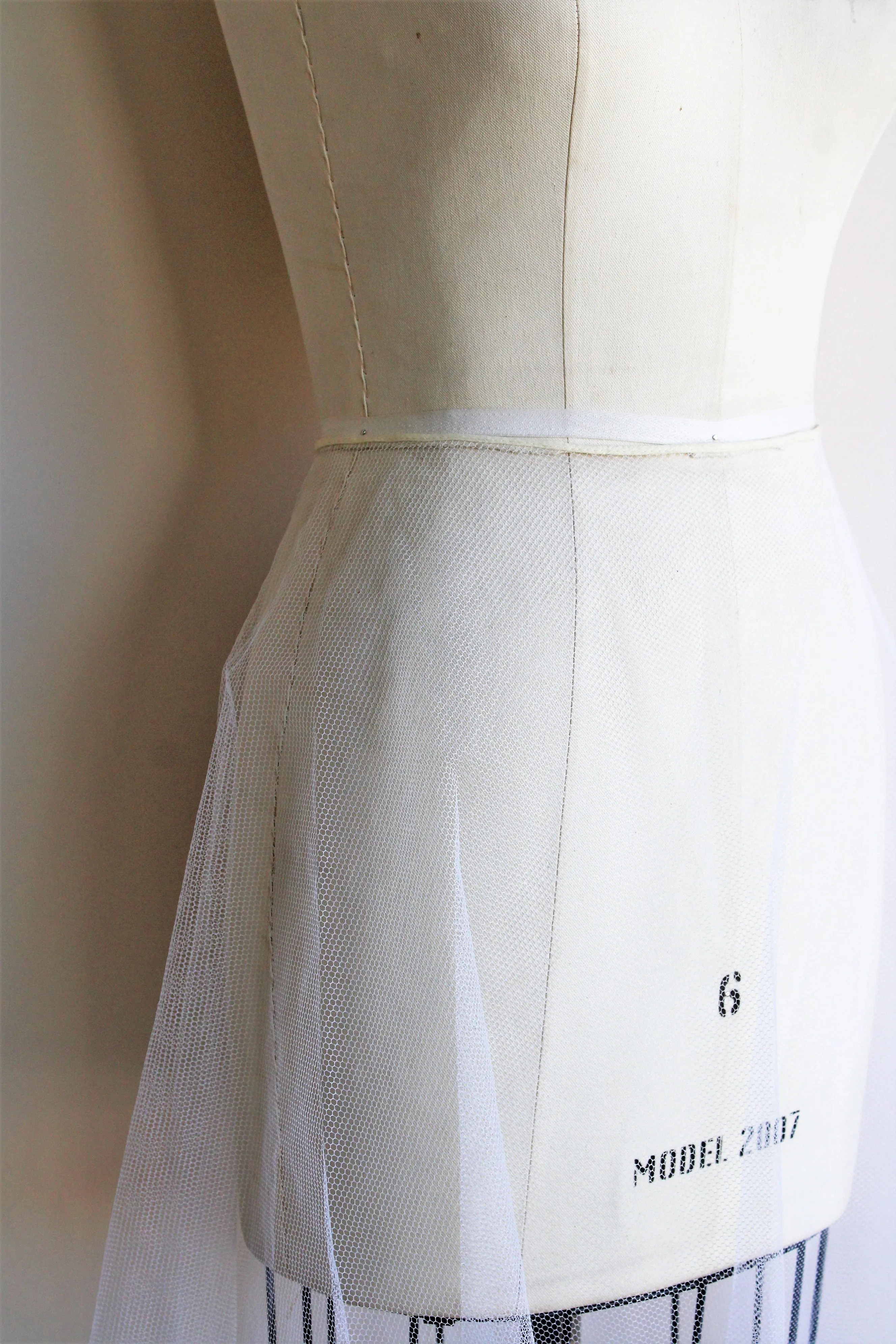 Vintage 1950s 1960s White Tulle Crinoline