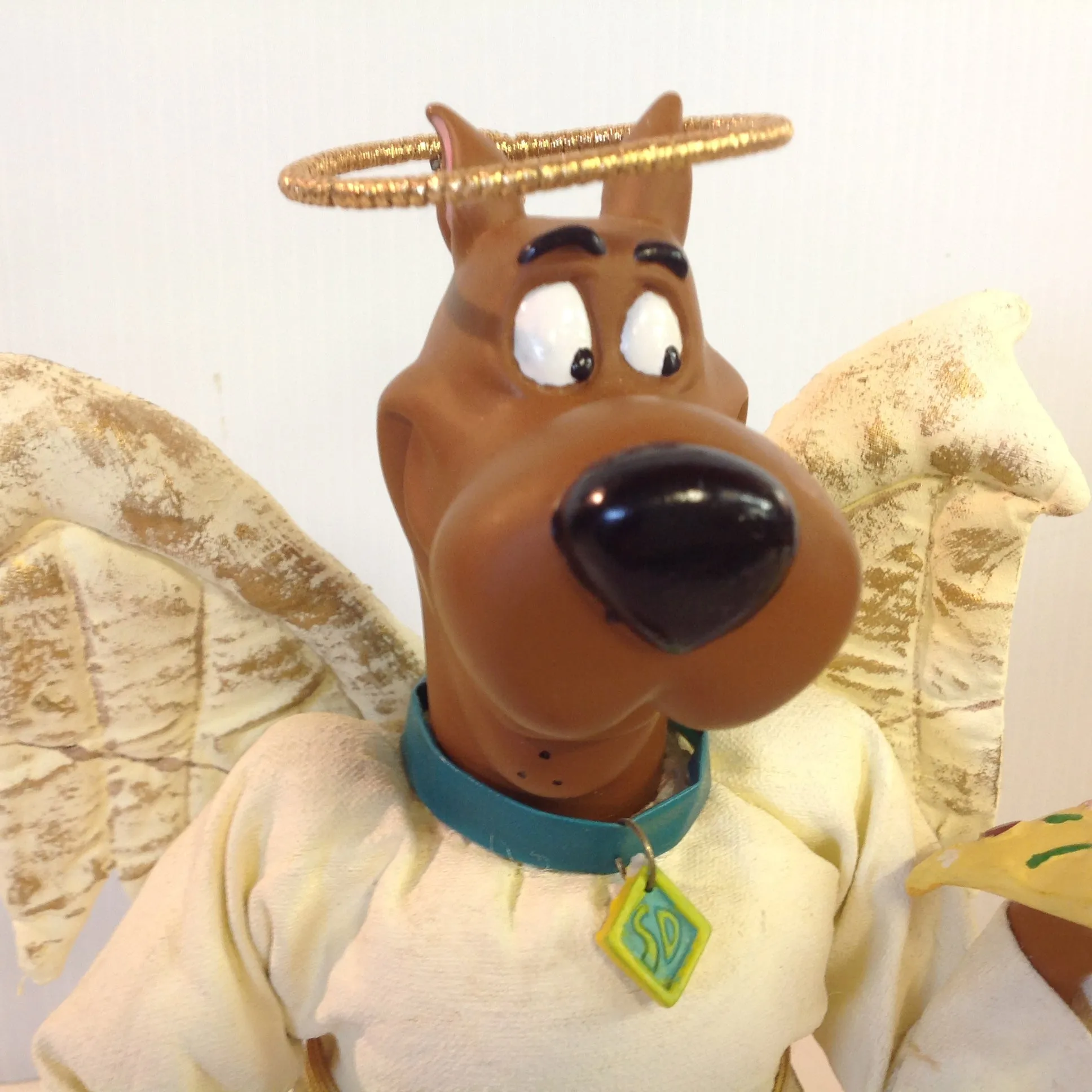 Vintage 1997 Cartoon Network Warner Bros Scooby-Doo Tree Topper with Box