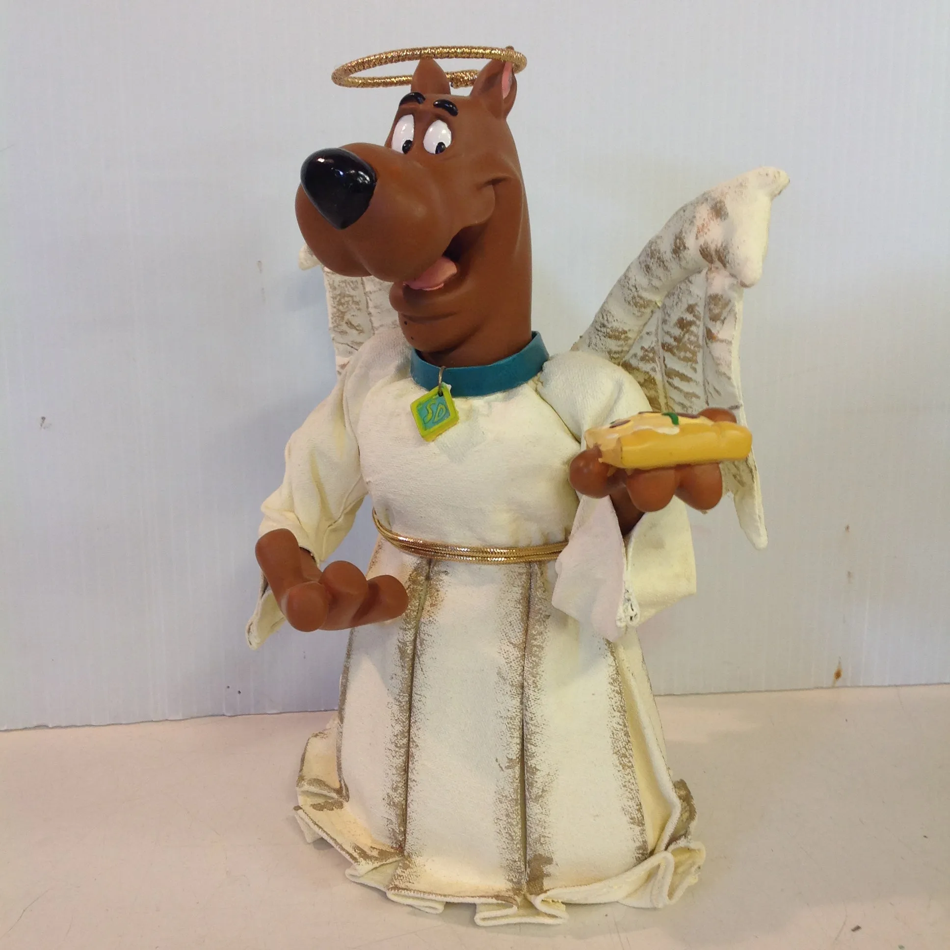 Vintage 1997 Cartoon Network Warner Bros Scooby-Doo Tree Topper with Box