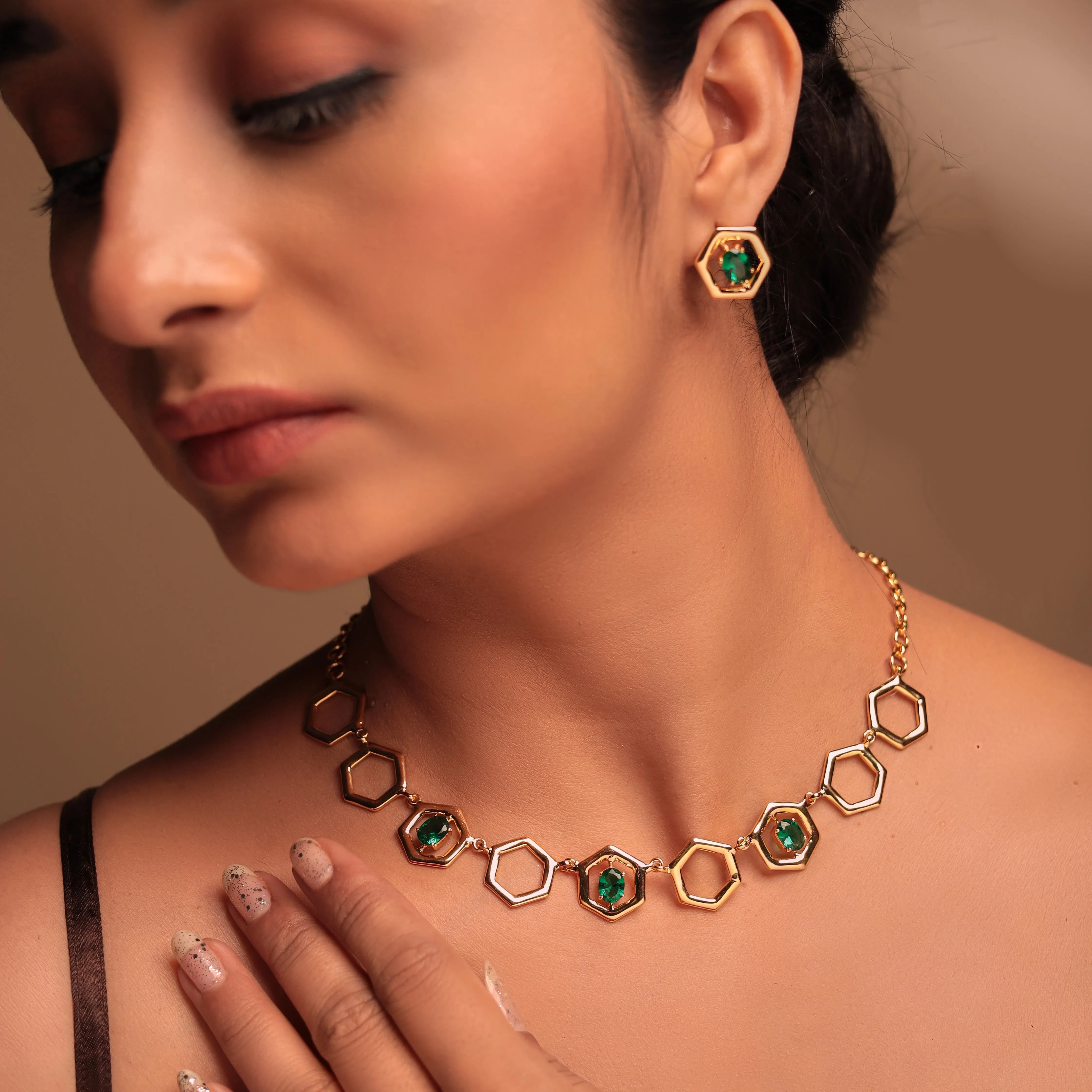 Zoraya Hexagon Necklace and Earrings Set